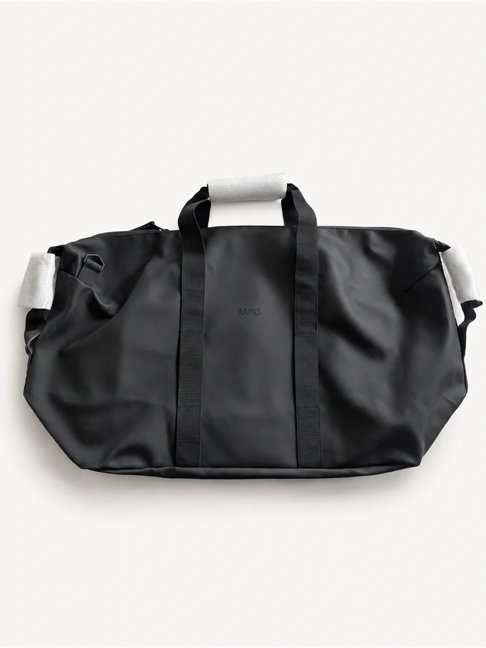 Rains Black Hilo Weekend Black Duffel Bag W3 Travel Carryall Mens Womens